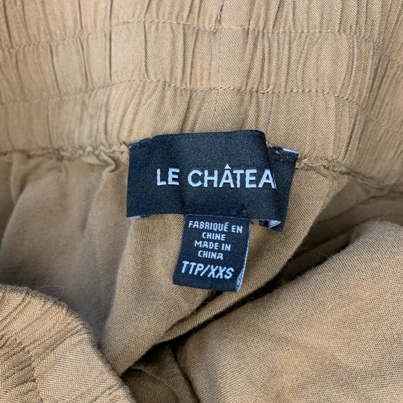 Le Chateau tan dress pant joggers - Picture 2 of 3